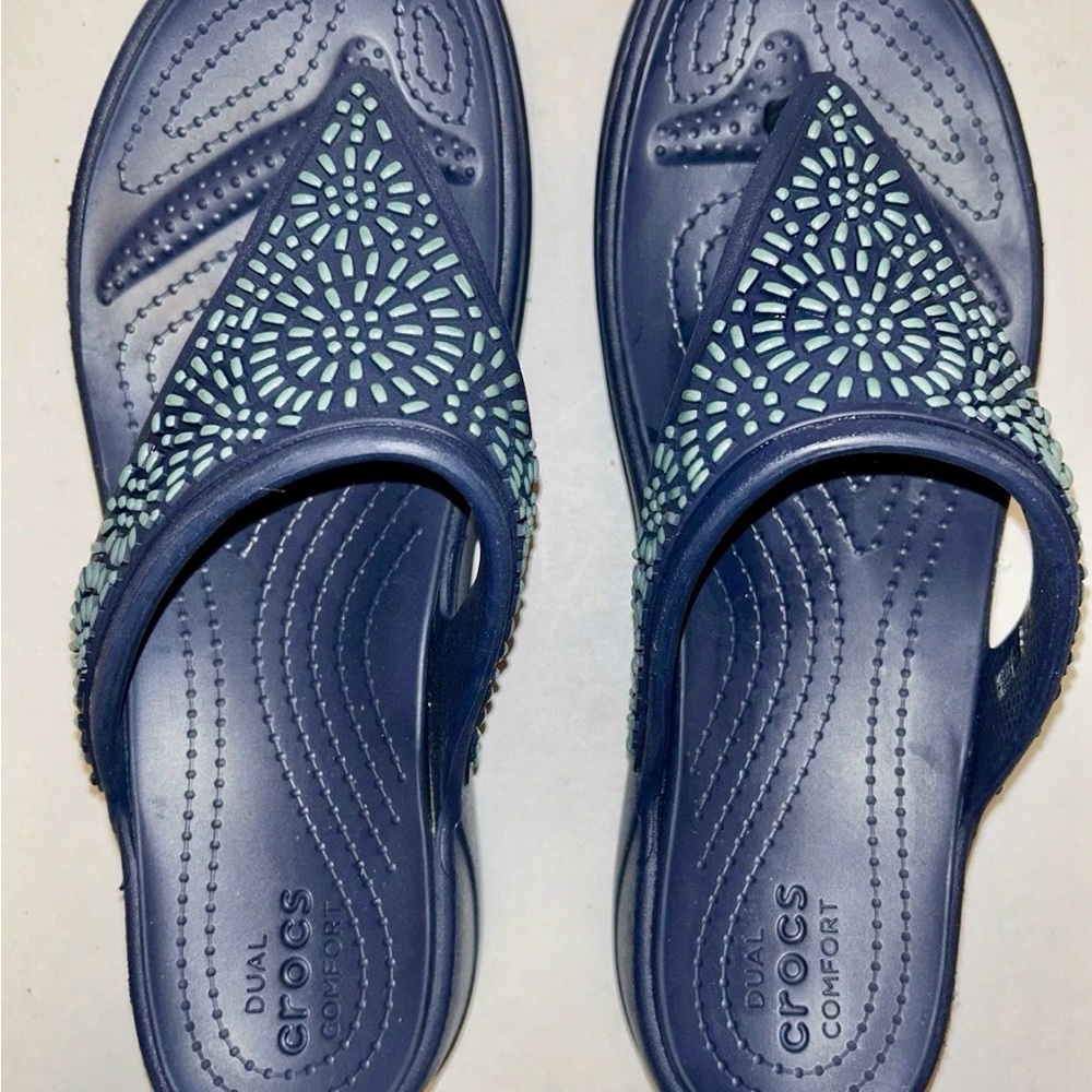 CROCS Navy Sandal with Mint Bead Accents Wedge Size 11